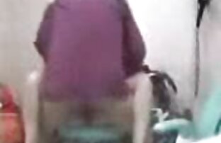 XXX Mimi chupa videos de orgias maduras y golpes como una perra