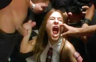 XXX Una sexy rubia hace un ver videos pornos de orgias gangbang
