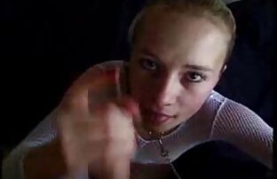 XXX adolescente orguias anales rubia bebiendo leche